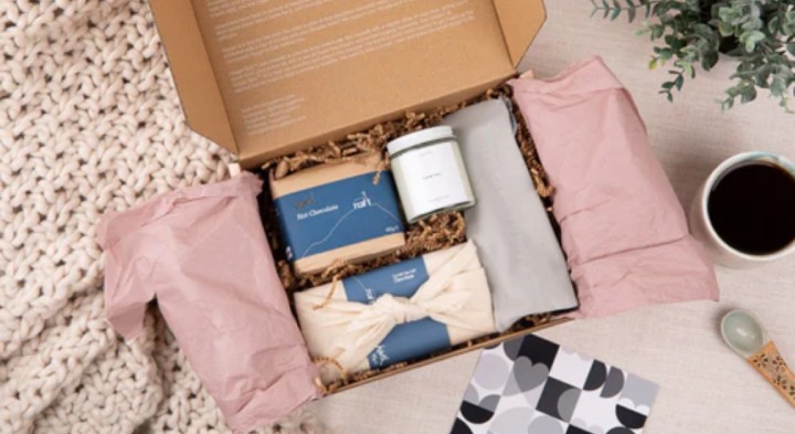Hygge Box Deluxe Box Review: The Complete Guide